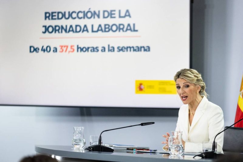 El Gobierno aprueba la reducción de la jornada laboral a 37,5 horas semanales